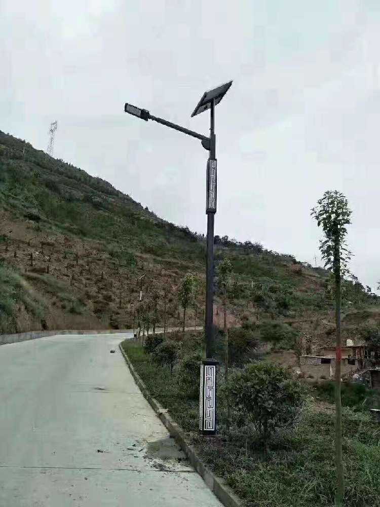 虎林市仿古太阳能路灯